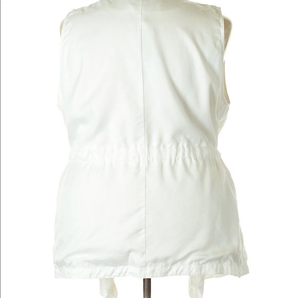 6th & LN cardigan/vest - Picture 2 of 3